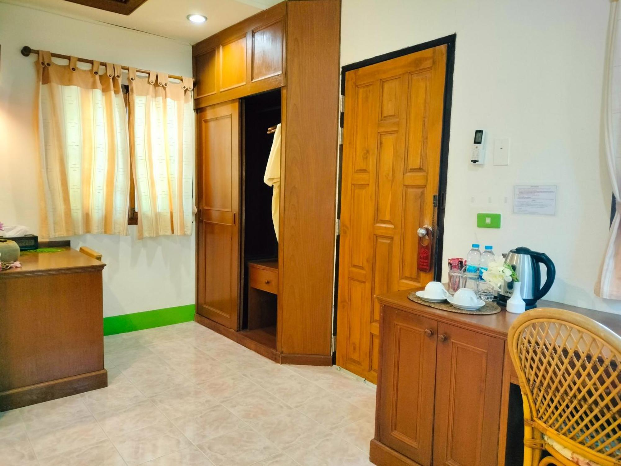 Phuwadee Resort Thong Nai Pan Noi Exterior foto