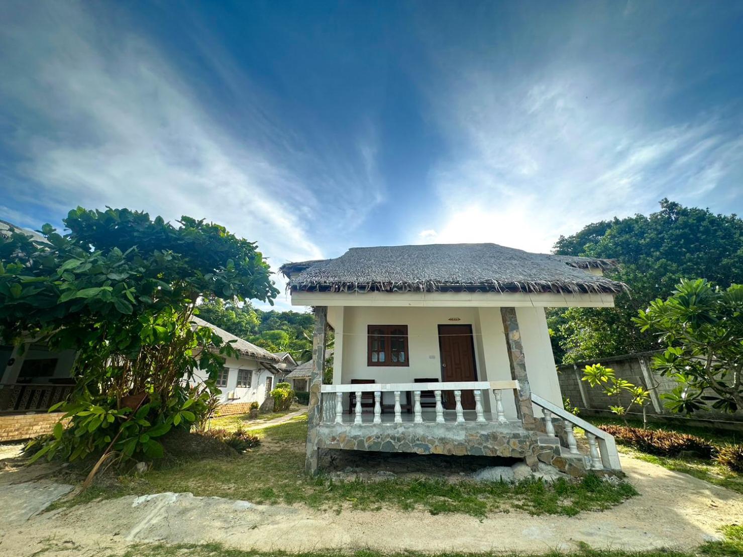 Phuwadee Resort Thong Nai Pan Noi Exterior foto