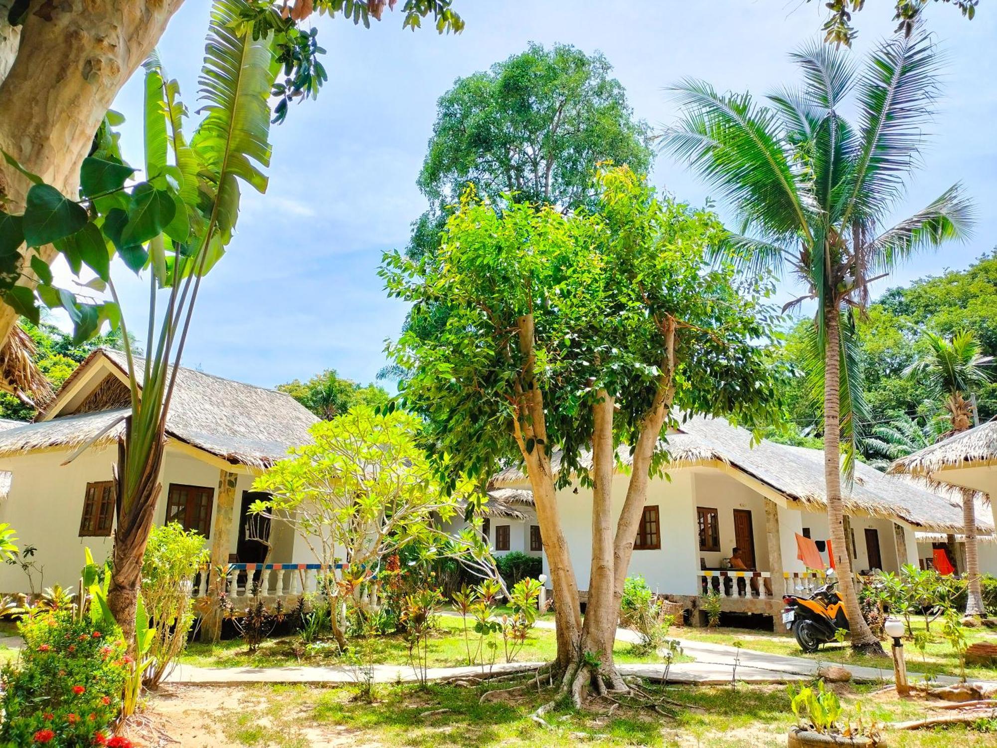 Phuwadee Resort Thong Nai Pan Noi Exterior foto